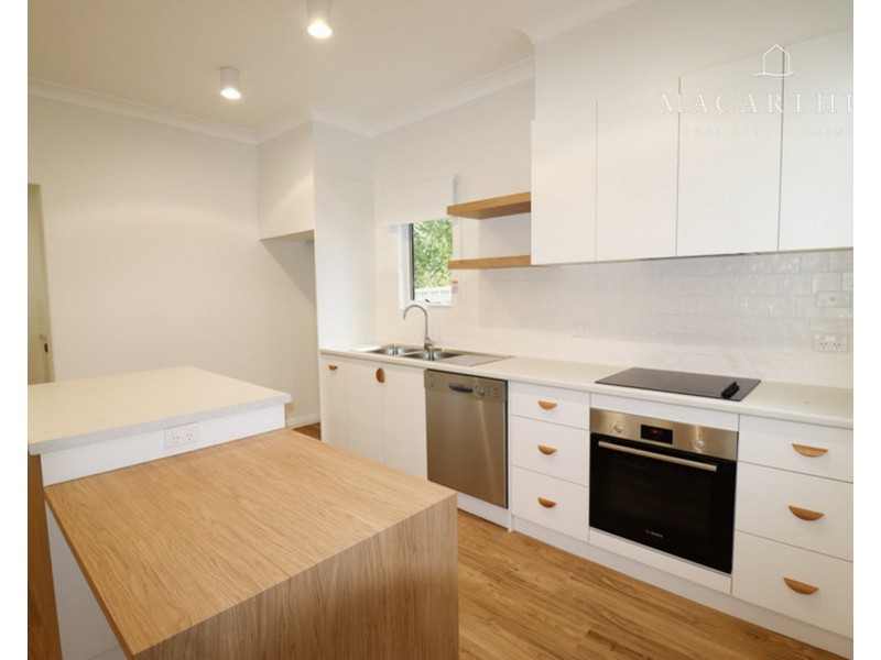 1/24 Monash Crescent, Mount Austin NSW 2650