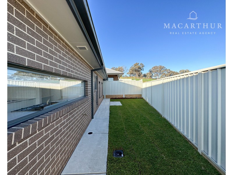 24 Nolan Street, Lloyd NSW 2650