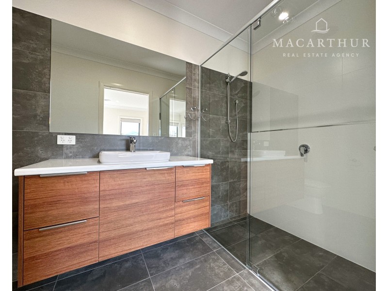 26 Nolan Street, Lloyd NSW 2650