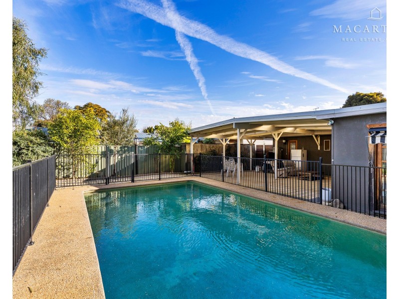31 Mason Street, East Wagga Wagga NSW 2650