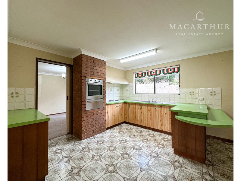 13 Amsterdam Crescent, Tolland NSW 2650