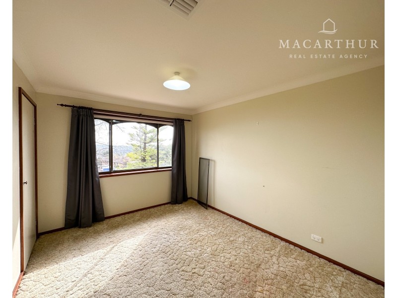 13 Amsterdam Crescent, Tolland NSW 2650