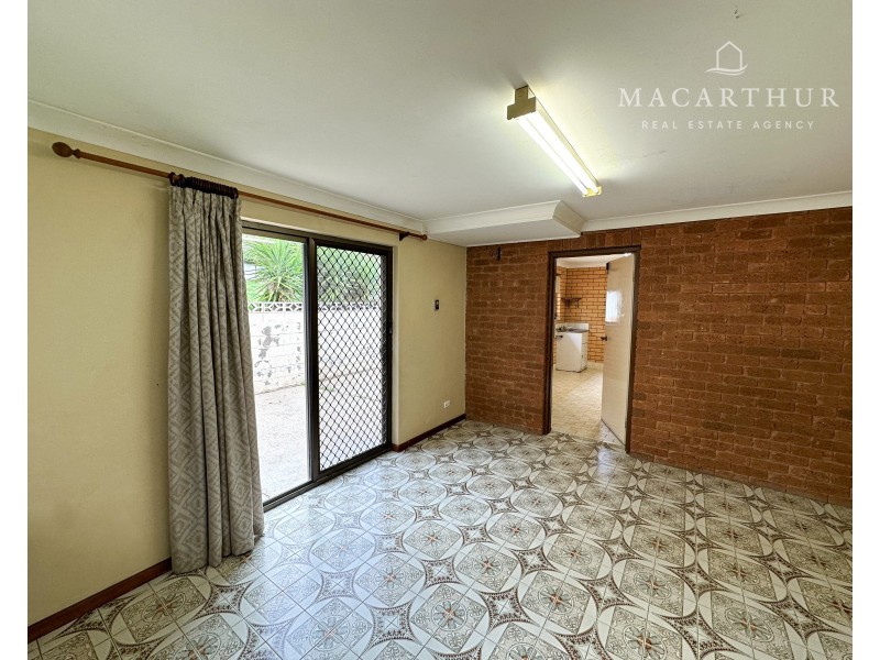 13 Amsterdam Crescent, Tolland NSW 2650