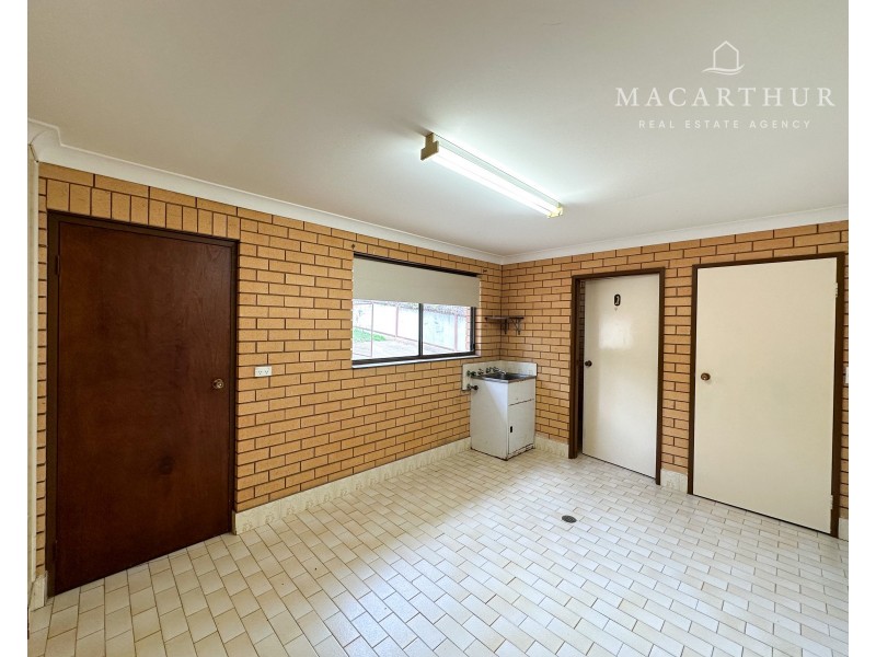13 Amsterdam Crescent, Tolland NSW 2650