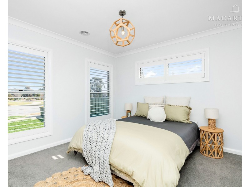 53 Melaleuca Drive, Forest Hill NSW 2651