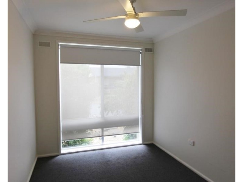 2/278 Bourke Street, Tolland NSW 2650