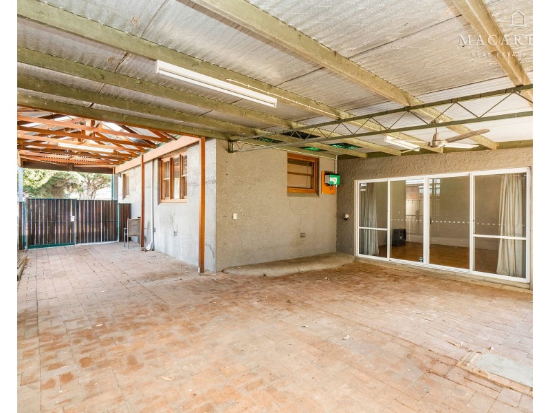 33 Mason Street, East Wagga Wagga NSW 2650
