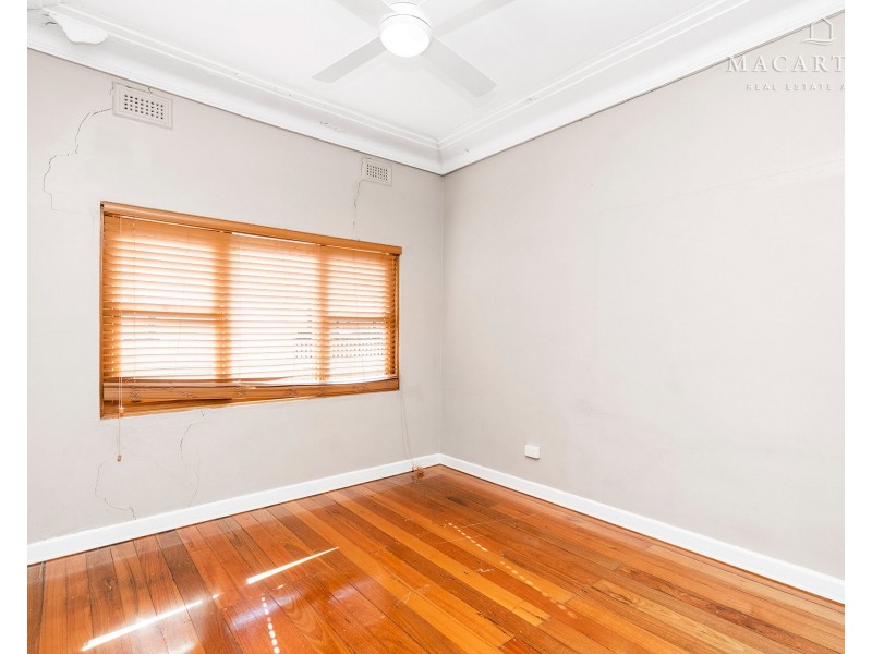 33 Mason Street, East Wagga Wagga NSW 2650