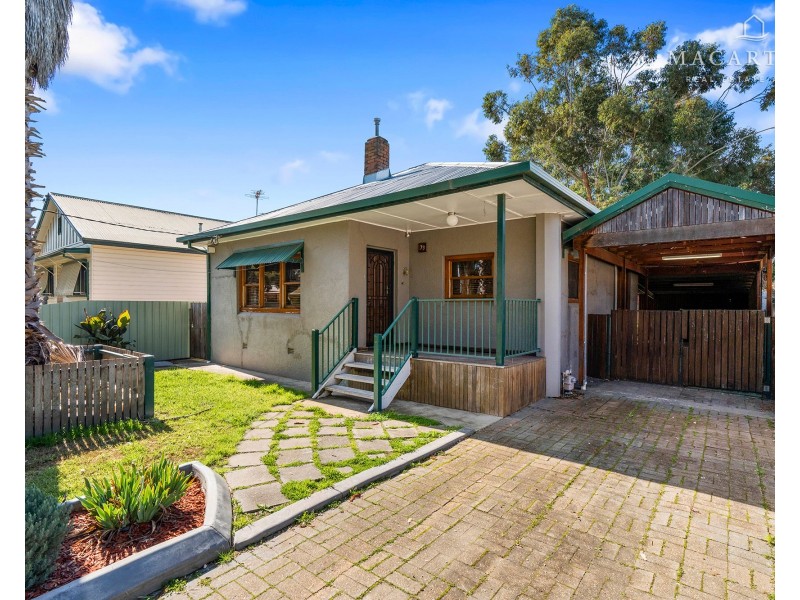 33 Mason Street, East Wagga Wagga NSW 2650