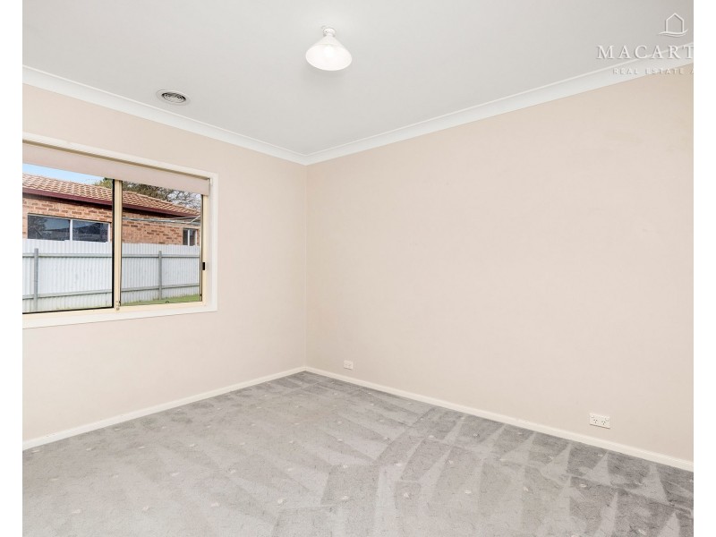 115 Undurra Drive, Glenfield Park NSW 2650