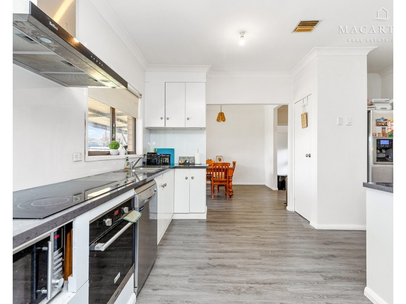 17 Morshead Street, Ashmont NSW 2650