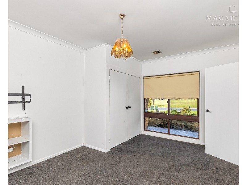 17 Morshead Street, Ashmont NSW 2650