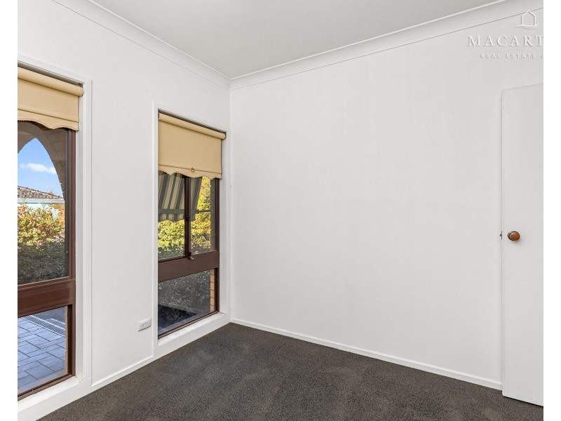 17 Morshead Street, Ashmont NSW 2650