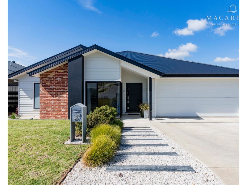 37 Gasnier Loop, Boorooma NSW 2650