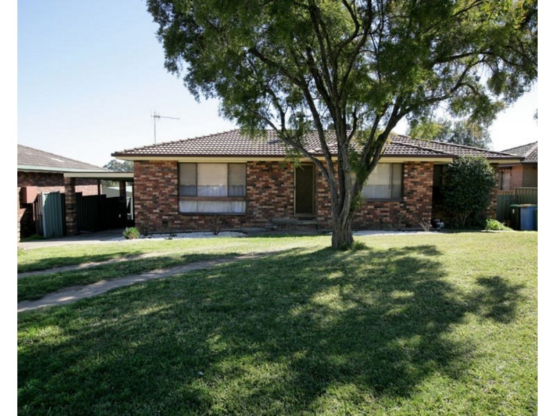 24 Mallory Street, Ashmont NSW 2650