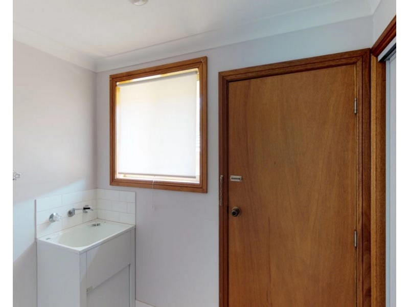 1/8 Kenneally Street, Kooringal NSW 2650