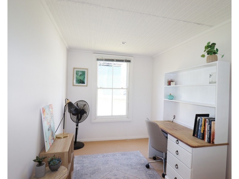50 Heath Street, Turvey Park NSW 2650