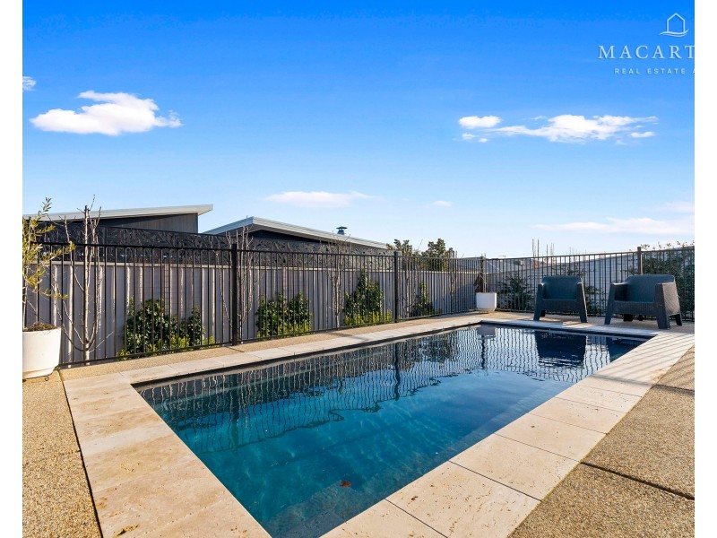 19 Wiveon Street, Gobbagombalin NSW 2650