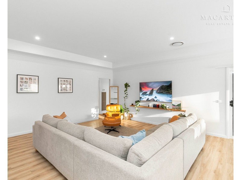 19 Wiveon Street, Gobbagombalin NSW 2650