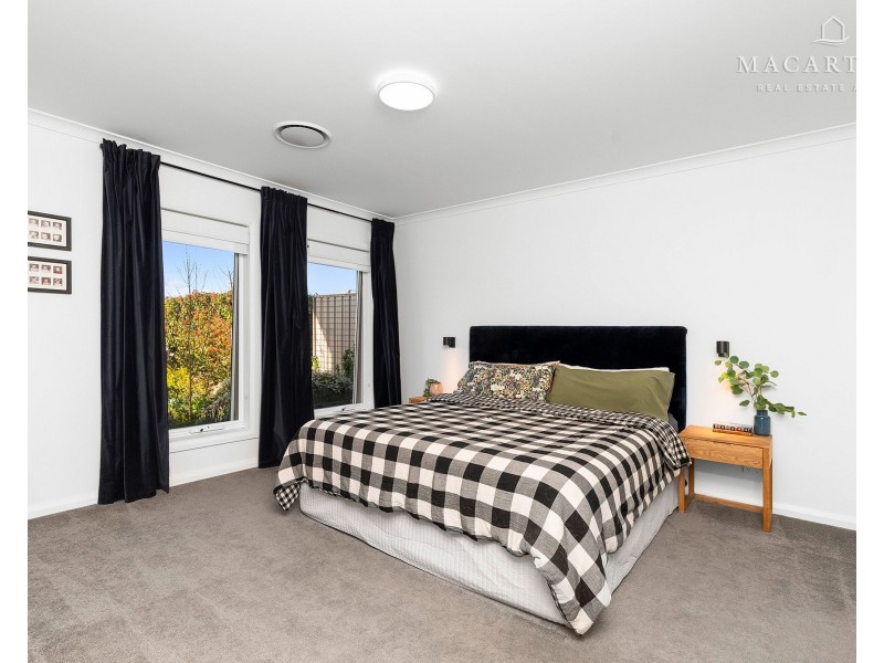 19 Wiveon Street, Gobbagombalin NSW 2650