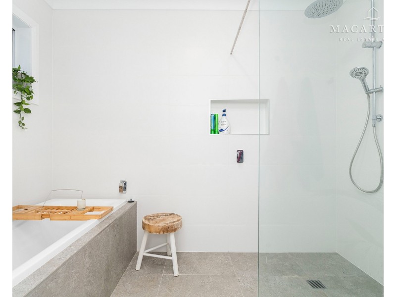 19 Wiveon Street, Gobbagombalin NSW 2650