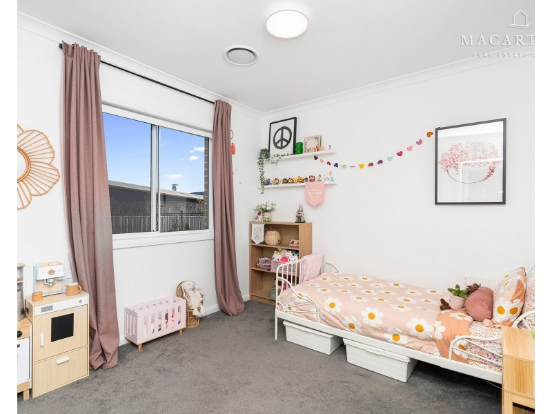 19 Wiveon Street, Gobbagombalin NSW 2650