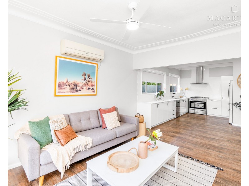 2 Doyle Avenue, Mount Austin NSW 2650