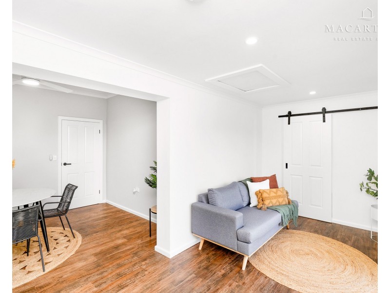 2 Doyle Avenue, Mount Austin NSW 2650