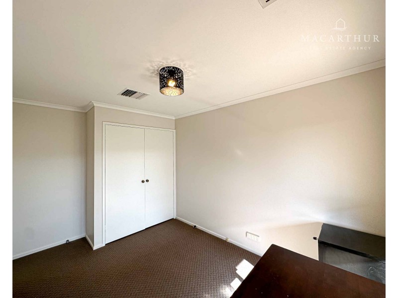 34 Churchill Avenue, Wagga Wagga NSW 2650