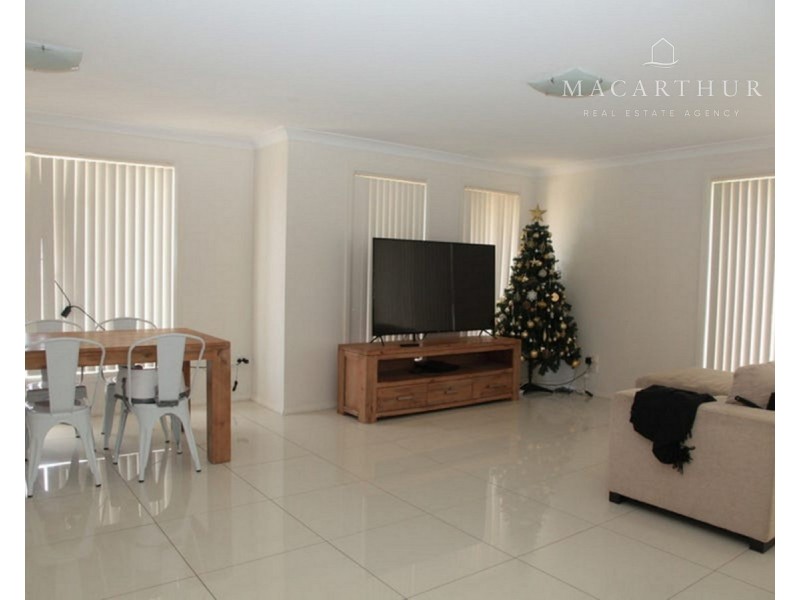 3/15 Murndal Place, Bourkelands NSW 2650