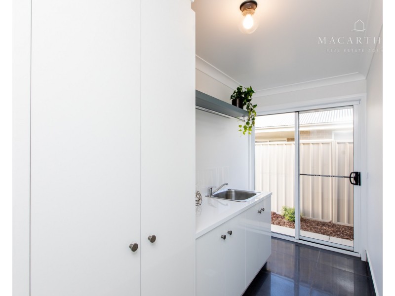 49 Paradise Drive, Gobbagombalin NSW 2650