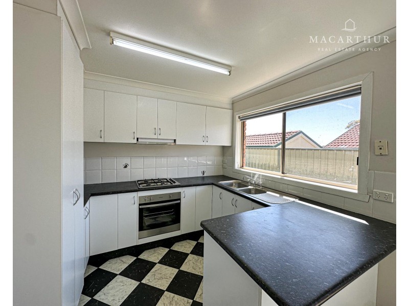 4 Clipper Way, Estella NSW 2650