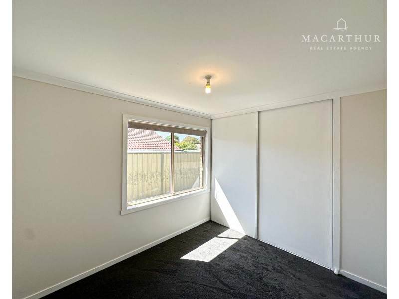 4 Clipper Way, Estella NSW 2650