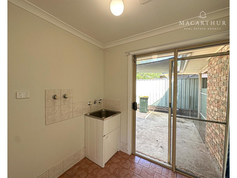 4 Clipper Way, Estella NSW 2650
