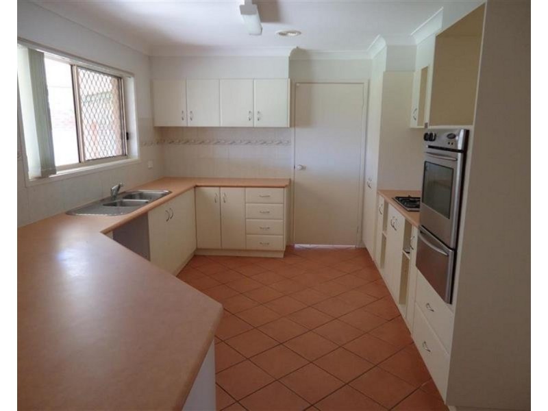 62 Paldi Crescent, Wagga Wagga NSW 2650