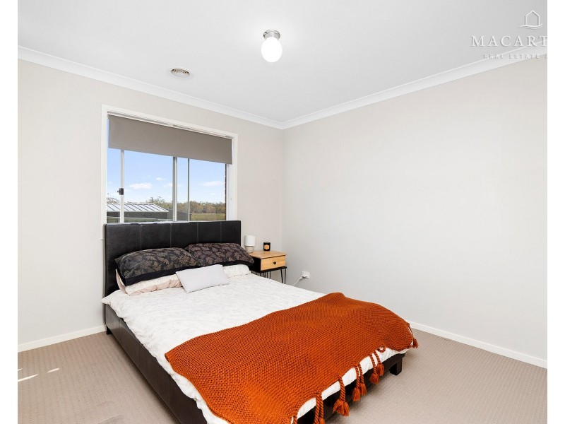 12 Paperbark Drive, Forest Hill NSW 2651