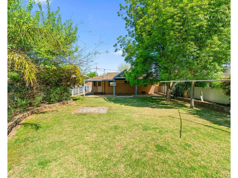 15 Rhoda Avenue, Wagga Wagga NSW 2650