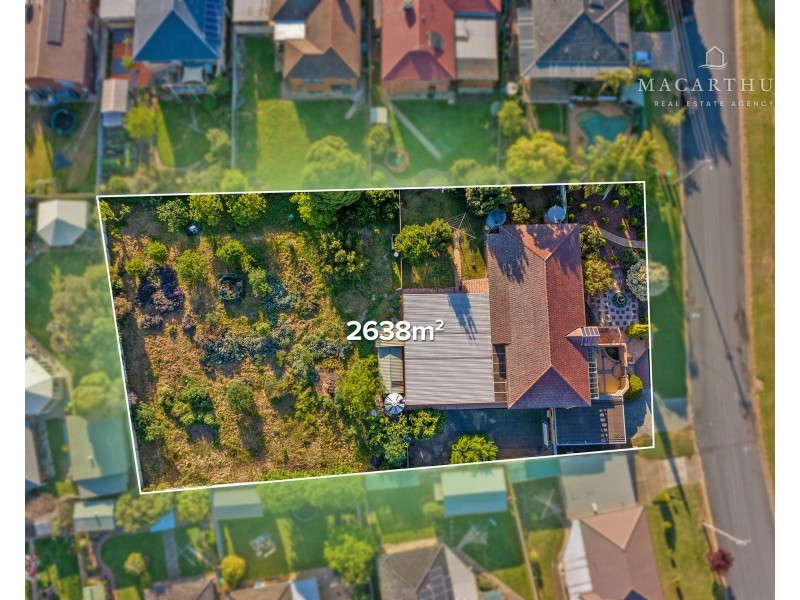 4 Canna Street, Kooringal NSW 2650