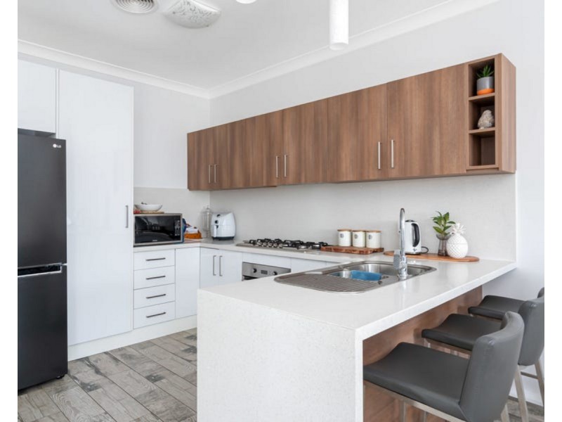 8A Balala Crescent, Bourkelands NSW 2650