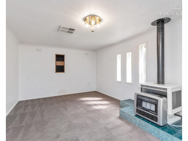 25 Mason Street, East Wagga Wagga NSW 2650