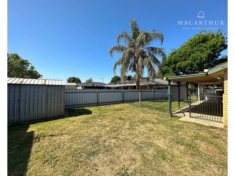 6 Gregory Crescent, Lake Albert NSW 2650