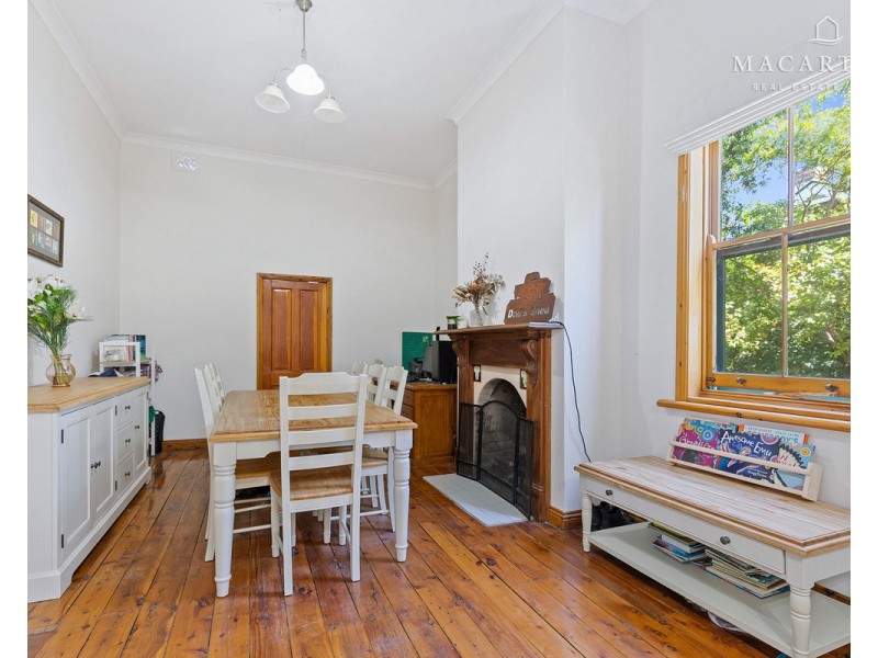 98 Crampton Street, Wagga Wagga NSW 2650