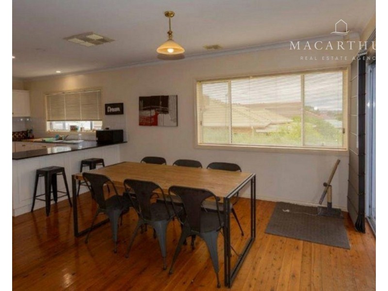 2/56 Simkin Crescent, Kooringal NSW 2650