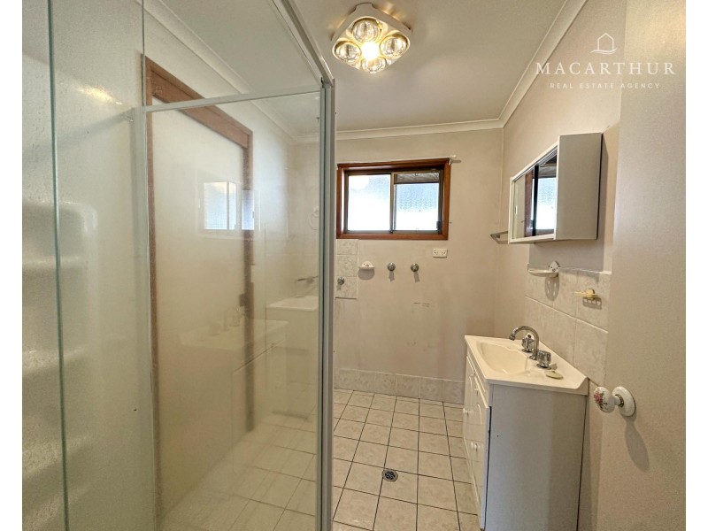 1/2 Swan Street, Ashmont NSW 2650