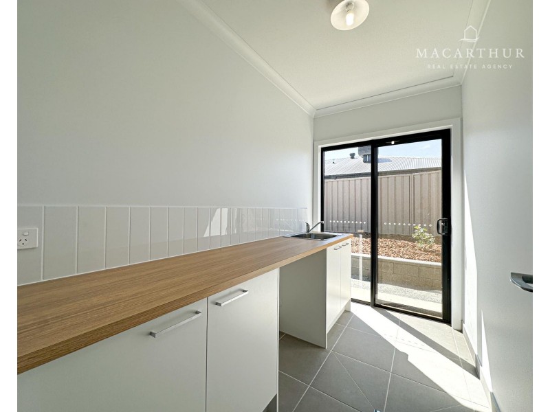 3 Roto Street, Gobbagombalin NSW 2650