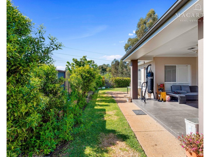 9 Wellington Avenue, Tatton NSW 2650