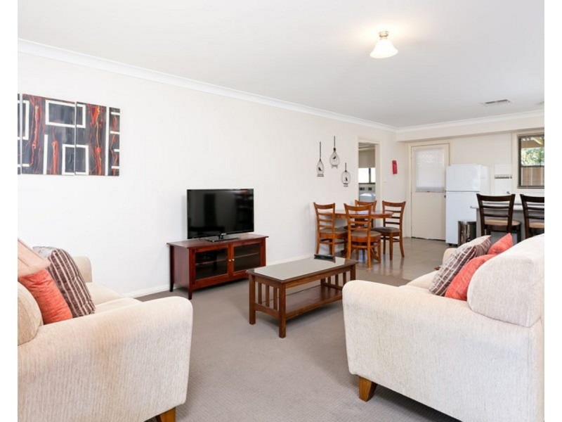 7/2-4 Macquarie Street, Mount Austin NSW 2650
