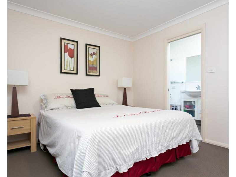 7/2-4 Macquarie Street, Mount Austin NSW 2650