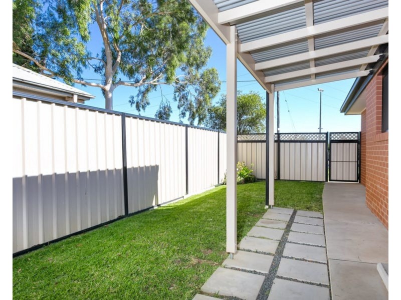 7/2-4 Macquarie Street, Mount Austin NSW 2650