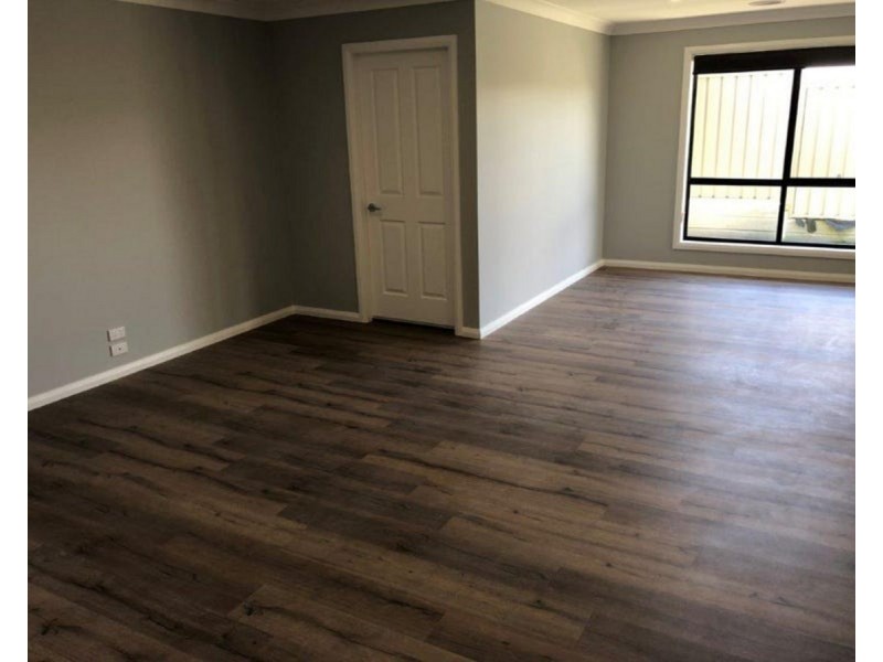 1/28 Messenger Avenue, Boorooma NSW 2650